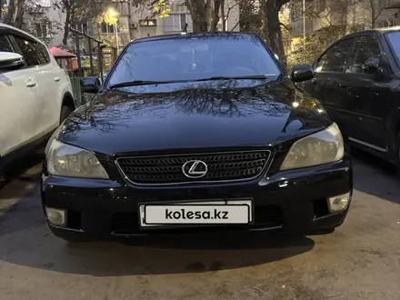 Lexus IS 200 2002 года за 4 500 000 тг. в Алматы – фото 2