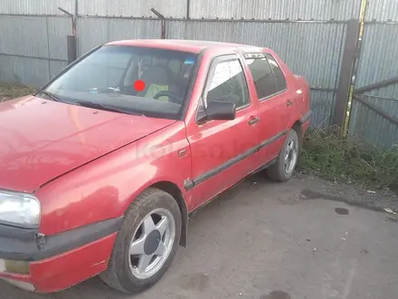 Volkswagen Vento 1994 года за 800 000 тг. в Астана