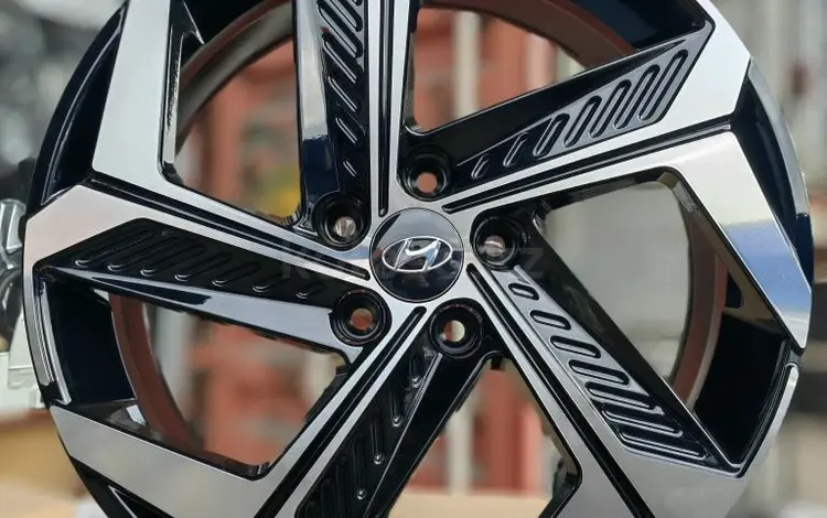 R19 5*114, 3 Hyundai Santa Fe за 310 000 тг. в Алматы