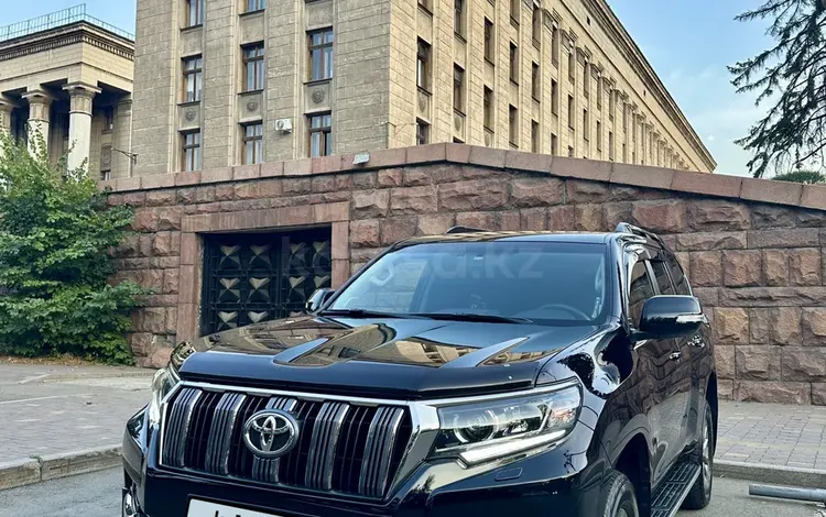 Toyota Land Cruiser Prado 2018 года за 23 300 000 тг. в Алматы