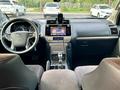 Toyota Land Cruiser Prado 2018 года за 23 300 000 тг. в Алматы – фото 5