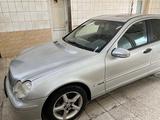 Mercedes-Benz C 240 2001 года за 4 200 000 тг. в Астана – фото 4