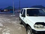 Chevrolet Niva 2004 года за 900 000 тг. в Жосалы – фото 2