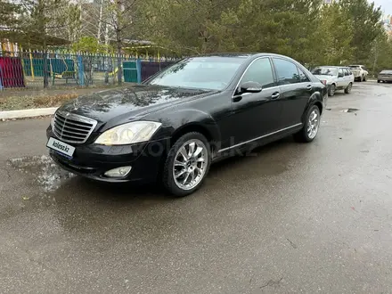 Mercedes-Benz S 350 2008 года за 6 200 000 тг. в Астана – фото 2