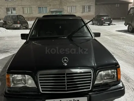 Mercedes-Benz E 280 1993 года за 2 700 000 тг. в Сатпаев – фото 3