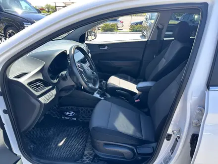 Hyundai Accent 2021 года за 6 970 000 тг. в Караганда – фото 8