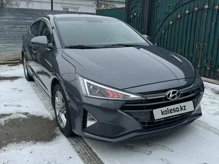 Hyundai Elantra 2019 года за 9 000 000 тг. в Атырау – фото 7