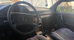 Mercedes-Benz E 200 1990 годаүшін350 000 тг. в Аркалык