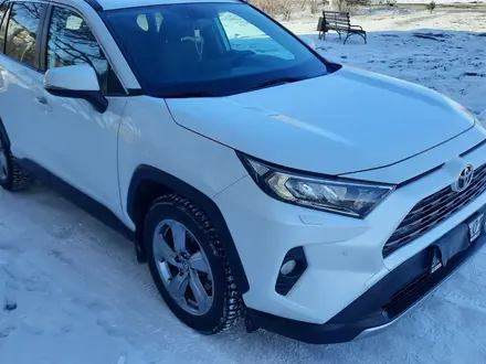 Toyota RAV4 2021 года за 16 000 000 тг. в Караганда – фото 4