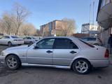 Mercedes-Benz C 180 1993 года за 1 400 000 тг. в Караганда