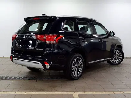 Mitsubishi Outlander 2023 года за 13 590 000 тг. в Астана – фото 4