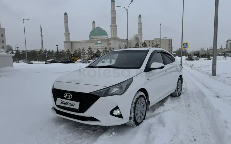 Hyundai Accent 2022 годаfor7 700 000 тг. в Астана