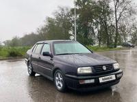 Volkswagen Golf 1995 года за 950 000 тг. в Алматы