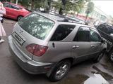 Lexus RX 300 1998 годаүшін3 650 000 тг. в Алматы – фото 3