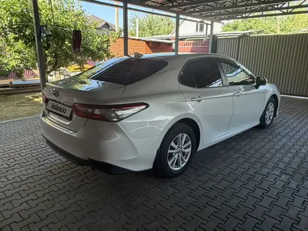 Toyota Camry 2021 года за 14 500 000 тг. в Алматы – фото 11