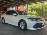 Toyota Camry 2021 года за 14 500 000 тг. в Алматы – фото 5