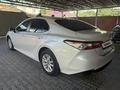 Toyota Camry 2021 года за 14 500 000 тг. в Алматы – фото 9