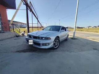 Mitsubishi Galant