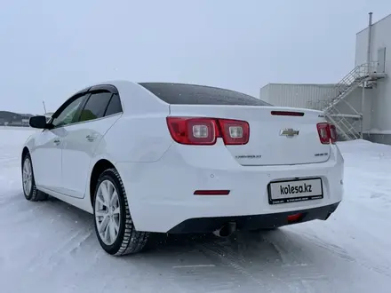 Chevrolet Malibu 2014 года за 8 100 000 тг. в Караганда – фото 10