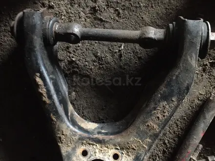 Верхний рычаг за 5 000 тг. в Караганда