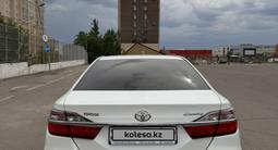 Toyota Camry 2015 года за 12 200 000 тг. в Караганда – фото 4