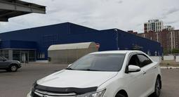 Toyota Camry 2015 года за 12 200 000 тг. в Караганда – фото 2