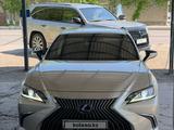 Lexus ES 300h 2019 года за 20 000 000 тг. в Шымкент