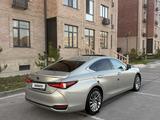 Lexus ES 300h 2019 года за 20 000 000 тг. в Шымкент – фото 3
