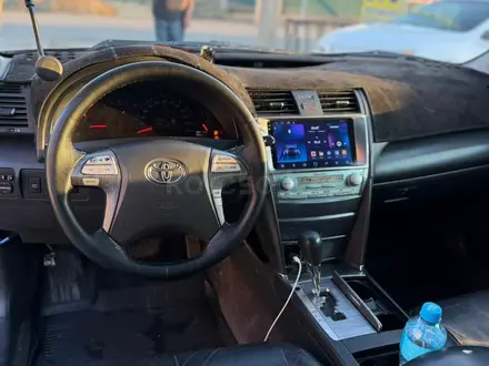 Toyota Camry 2008 года за 2 600 000 тг. в Атырау – фото 3