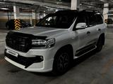 Toyota Land Cruiser 2012 года за 21 900 000 тг. в Астана