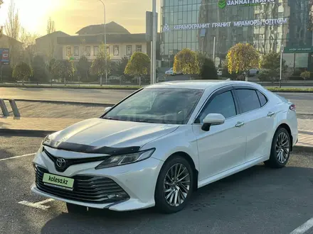 Toyota Camry 2019 года за 13 500 000 тг. в Шымкент – фото 5