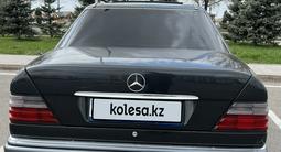 Mercedes-Benz E 280 1993 годаүшін2 450 000 тг. в Талдыкорган – фото 4