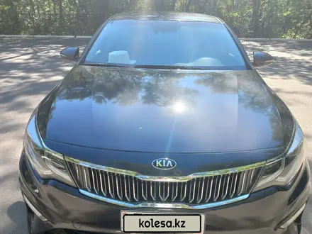 Kia Optima 2018 года за 6 000 000 тг. в Уральск – фото 11