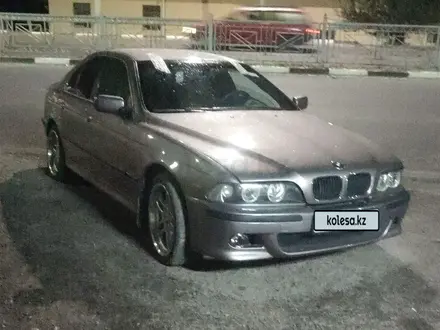 BMW 525 2000 года за 5 200 000 тг. в Шымкент – фото 3