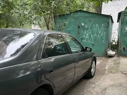 Toyota Camry 2000 года за 2 550 000 тг. в Тараз – фото 5
