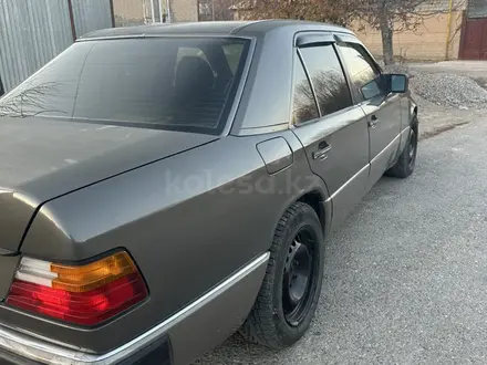 Mercedes-Benz E 230 1992 года за 1 400 000 тг. в Шымкент – фото 6