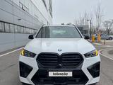 BMW X5 M 2024 года за 67 200 000 тг. в Алматы