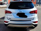 Hyundai Santa Fe 2016 года за 9 500 000 тг. в Петропавловск
