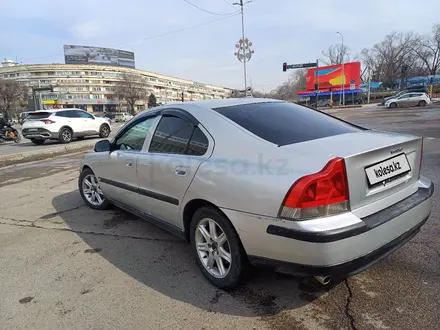 Volvo S60 2001 года за 2 900 000 тг. в Алматы – фото 7