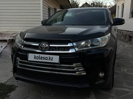 Toyota Highlander 2019 года за 16 500 000 тг. в Алматы – фото 17