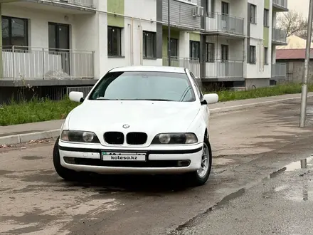 BMW 528 1996 года за 2 000 000 тг. в Алматы – фото 7