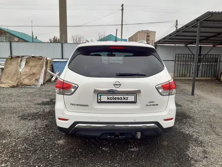 Nissan Pathfinder 2013 года за 11 400 000 тг. в Актобе – фото 2