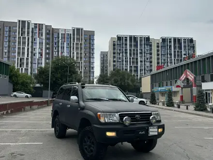 Toyota Land Cruiser 1998 года за 10 000 000 тг. в Алматы