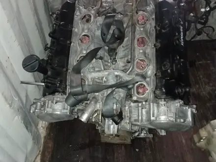 Двигатель на Nissan Armada QX56 VQ56DE за 490 000 тг. в Алматы