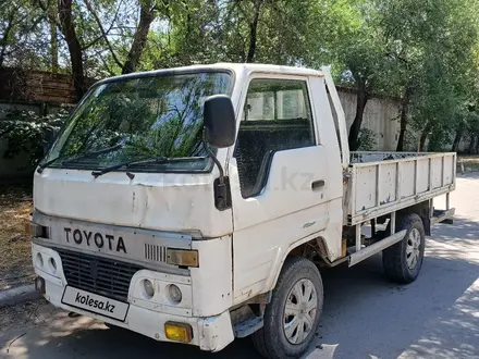 Toyota Hiace 1995 года за 1 600 000 тг. в Алматы – фото 2