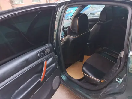 Volkswagen Passat 2001 годаүшін1 800 000 тг. в Астана – фото 12