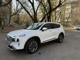 Hyundai Santa Fe 2021 года за 15 900 000 тг. в Алматы – фото 2