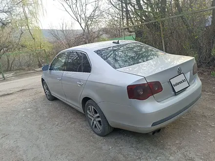 Volkswagen Jetta 2005 года за 3 300 000 тг. в Алматы – фото 5