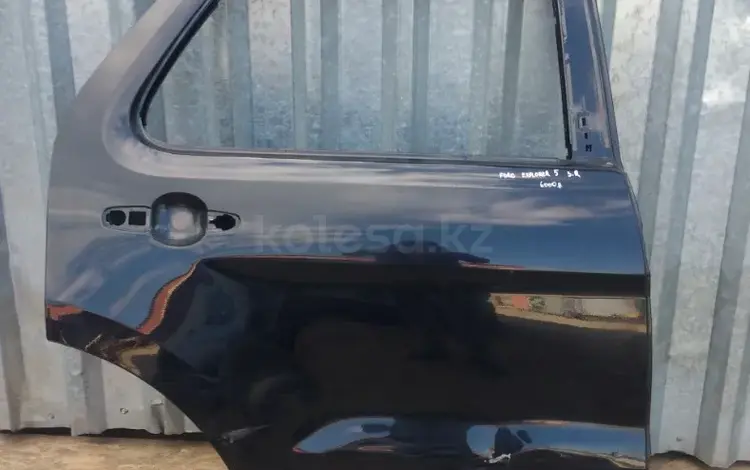 Задняя правая дверь Ford Explorer 5 за 72 000 тг. в Алматы