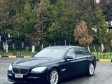 BMW 740 2014 года за 8 000 000 тг. в Алматы – фото 2